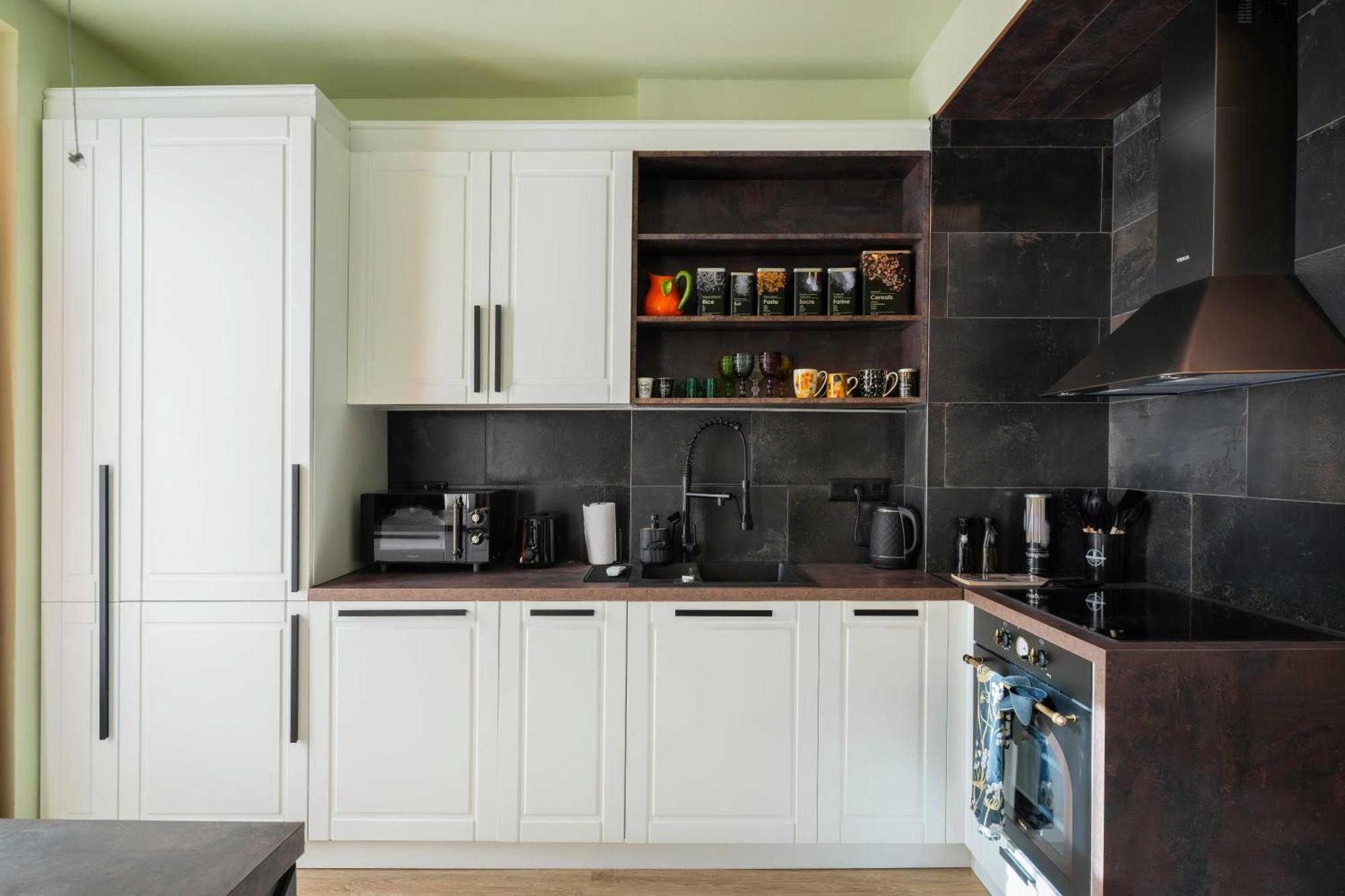 Urban Charm & Comfort - Chic 2Bd In Prime Location By Flat Mаnager Sofia Exterior foto